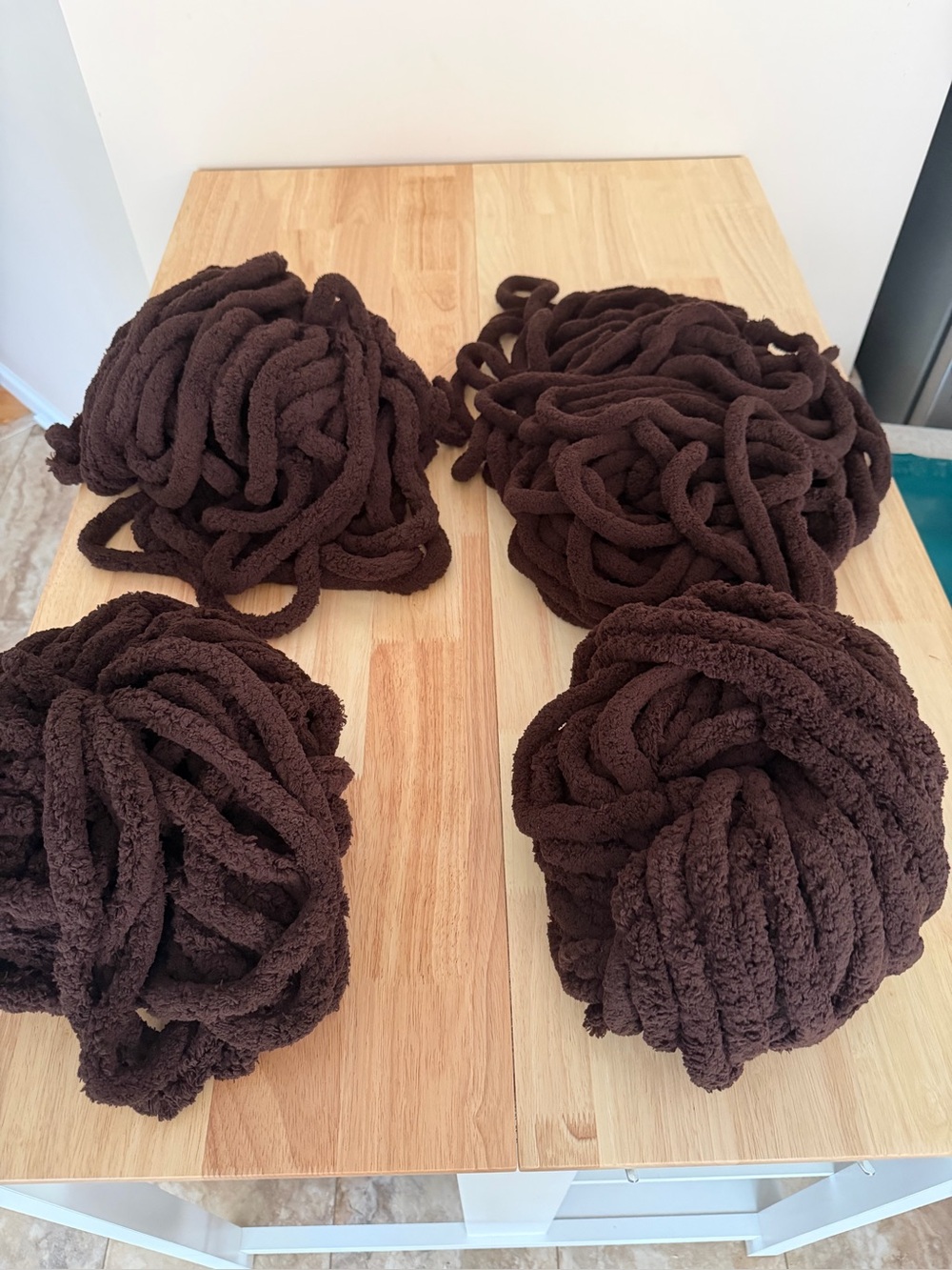 Bulk Chunky Blanket Yarn – Dark Chocolate Brown Chenille Loose Skeins
